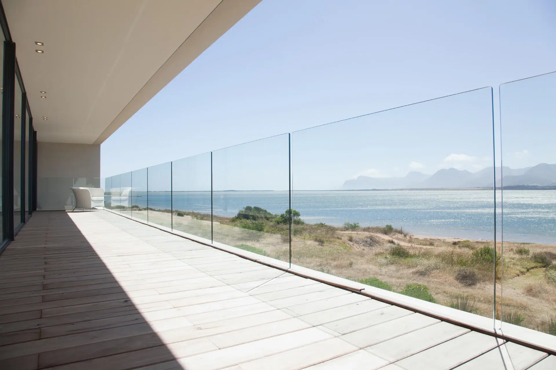 VLX 120 Glass Railing System in Hialeah, FL | Sightline Windows & Doors Hialeah - detail 1